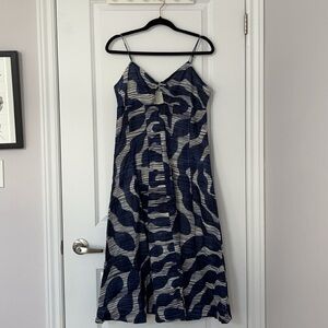 Banana Republic ~ navy blue wave dress